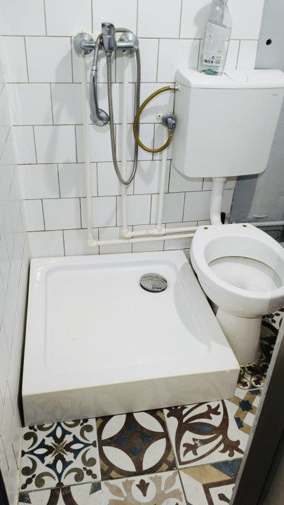 Garsoniera moderna, 17mp utili, etaj 2 in Complexul Studentesc 