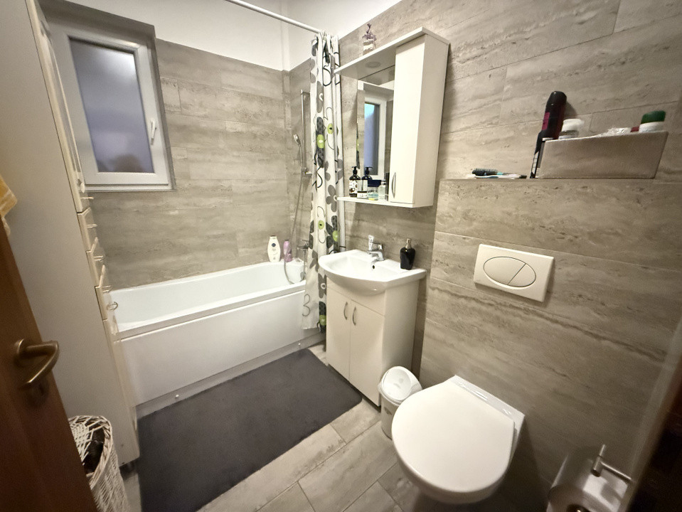 Apartament 2 camere, decomandat, cu dressing si balcon de 20 mp - Giroc