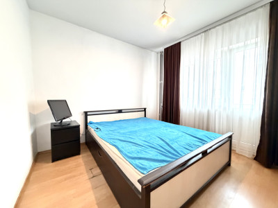 Apartament cu 3 camere, etaj trei, 58 mp utili - Zona Aradului