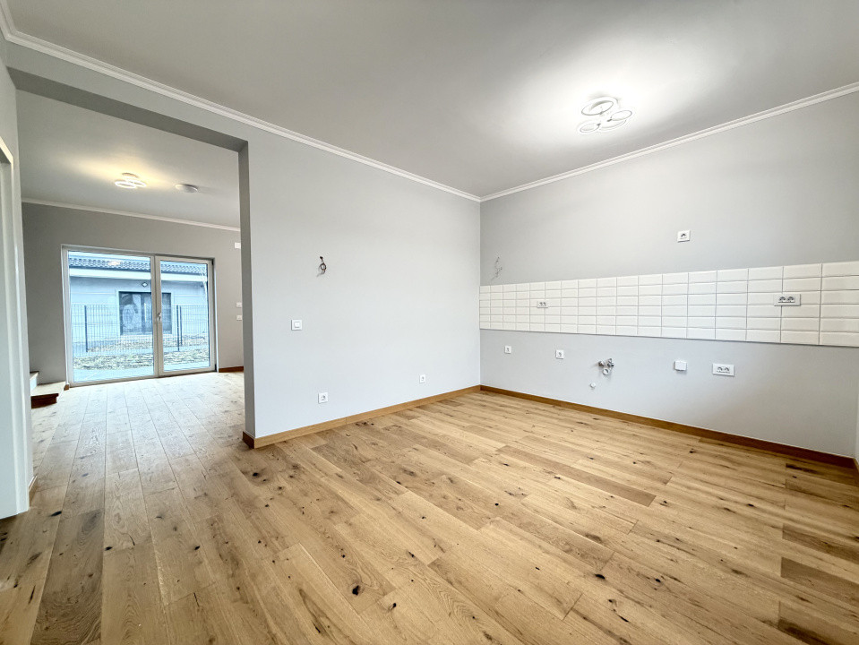 Casa insiruita, 4 camere, 130 mp utili, 250 mp teren - Sacalaz