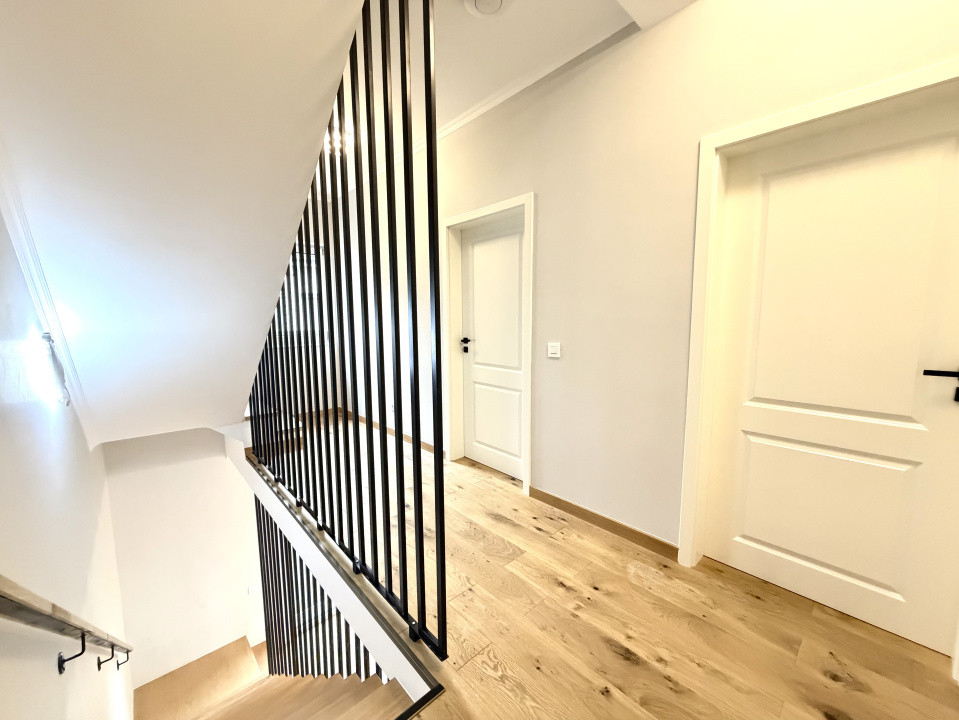 Casa insiruita, 4 camere, 130 mp utili, 250 mp teren - Sacalaz