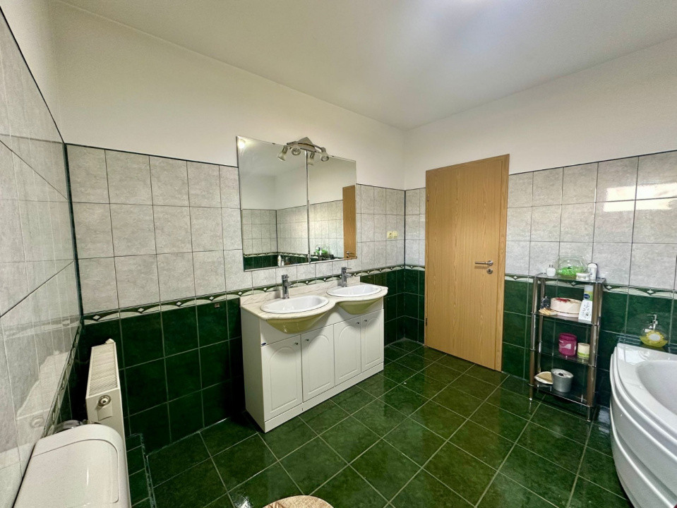 Casa individuala,251 mp utili,zona Dumbrăvița 