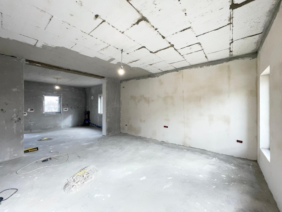 Duplex 4 camere central Mosnita Veche