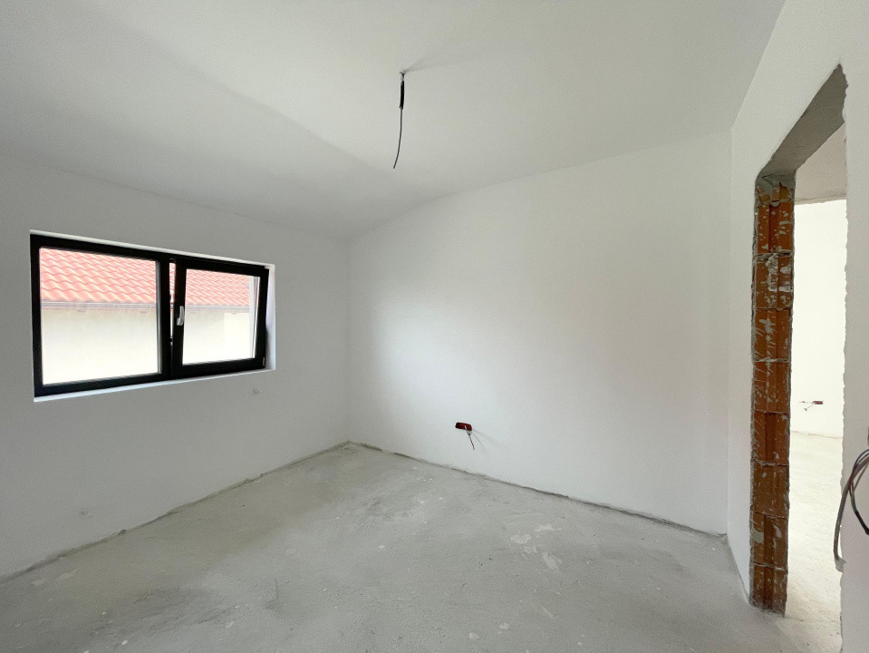 Duplex 4 camere 120mp Mosnita Noua