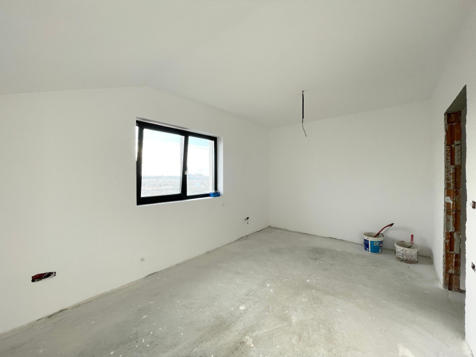 Duplex 4 camere 120mp Mosnita Noua