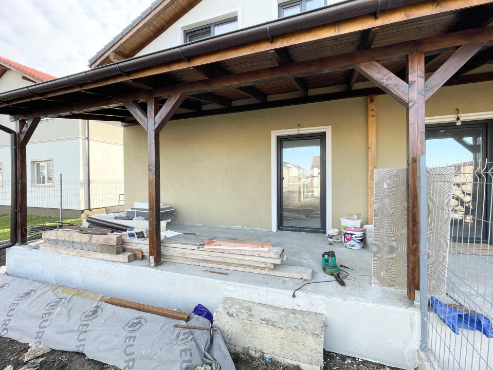 Duplex 4 camere 120mp Mosnita Noua