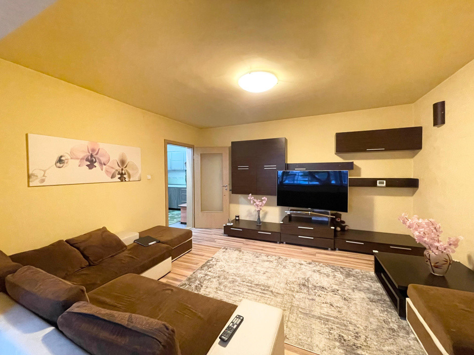 Apartament 4 camere zona Buziasului