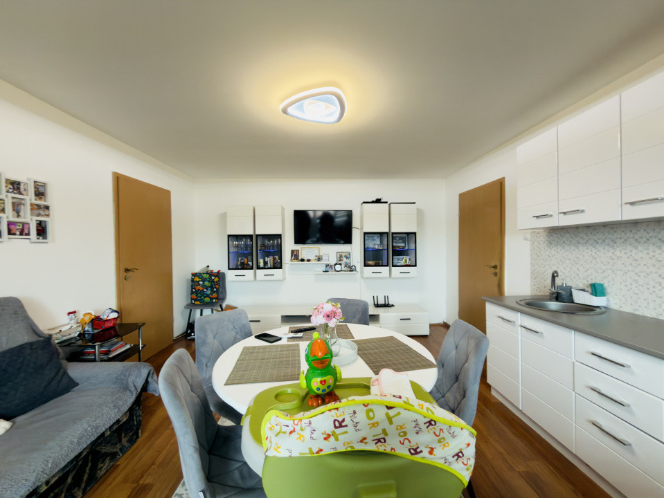 Apartament 3 camere, semidecomandat, 56mp, Zona Sagului