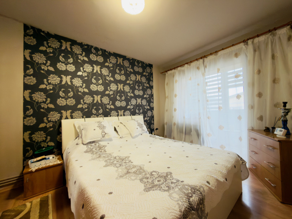 Apartament 3 camere, semidecomandat, 56mp, Zona Sagului