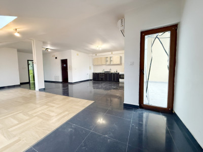 Apartament 2 camere, 85 mp utili, Etaj 3- Zona Braytim