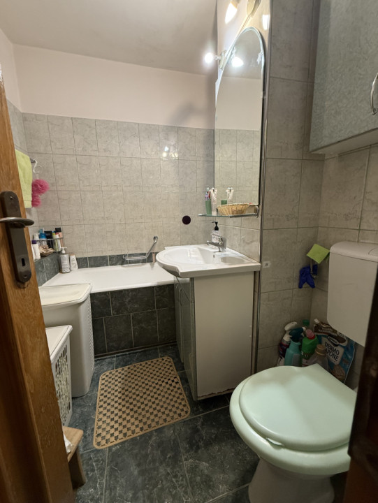 Apartement 3 camere, decomandat, 70 mp utili + 2 balcoane - Stefan cel Mare