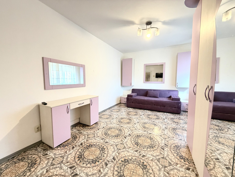 Apartament 2 camere, 47 mp utili, decomandat - zona Aradului