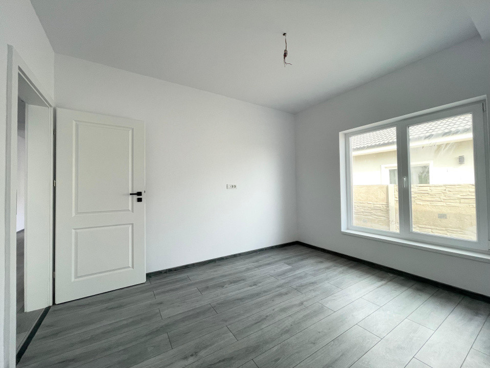 Duplex 4 camere + 3 bai Urseni-Mosnita Noua