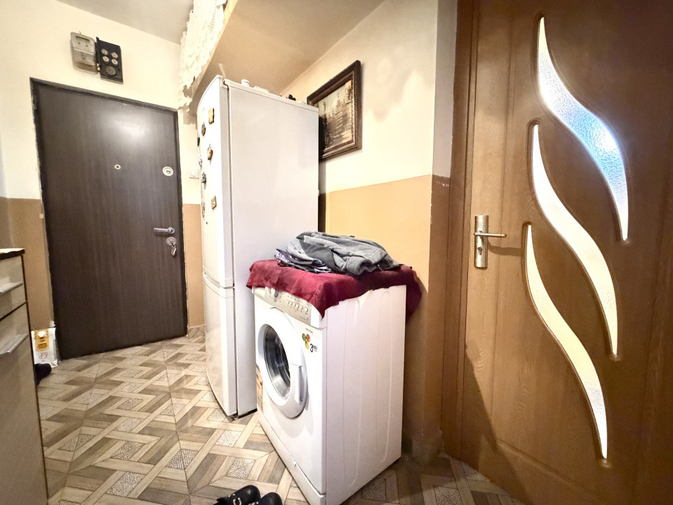 Apartament 2 camere, zona Complexul Studentesc, ideal investitie 