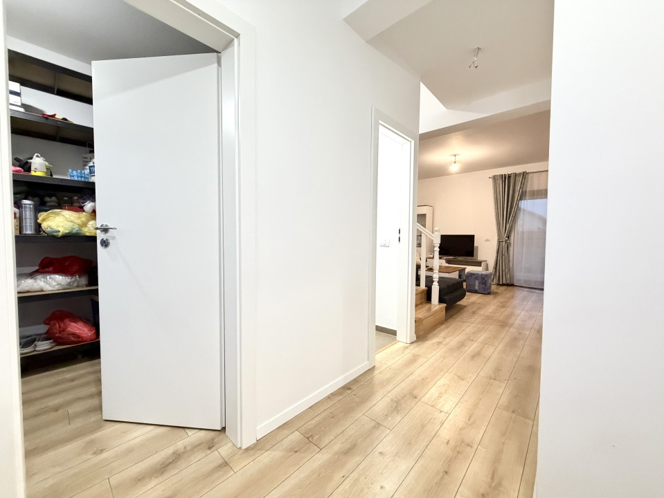 Duplex modern, 5 camere, 111 mp, teren 330 mp - Dumbravita