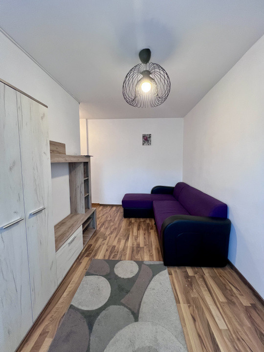 Apartament 2 camere, 35 mp utili, semidecomandat - Sagului