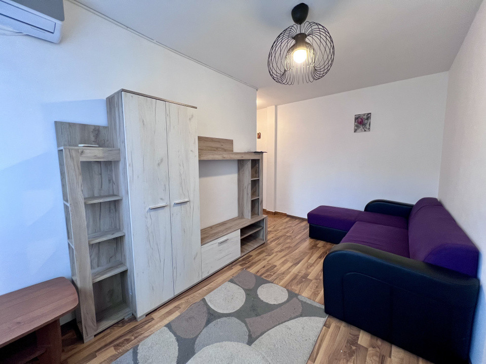  Apartament 2 camere, 35 mp utili, semidecomandat - Sagului