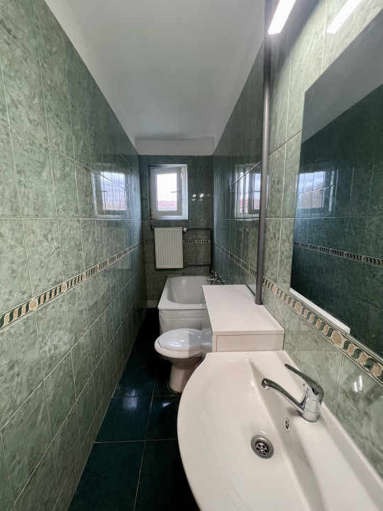  Apartament 2 camere, 35 mp utili, semidecomandat - Sagului