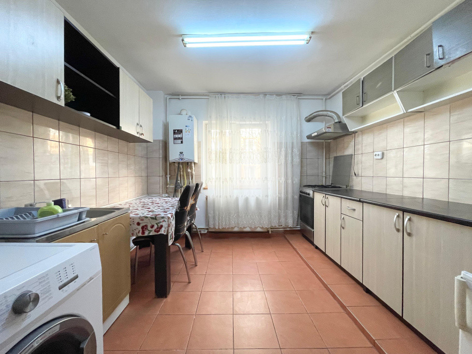 Apartament 3 camere mobilat Girocului