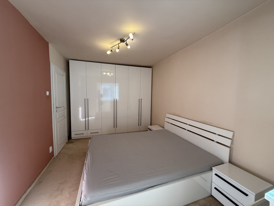 Apartament 3 camere, decomandat, etaj 4/5 - Sagului