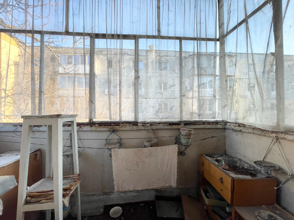 Apartament 3 camere Complexul Studentesc, pentru investitie