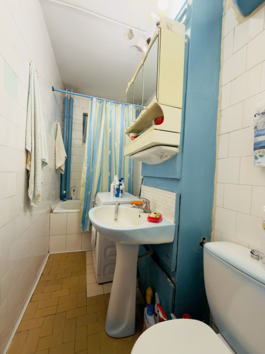 Apartament 3 camere, semidecomandat, etaj 3, zona Iosefin 