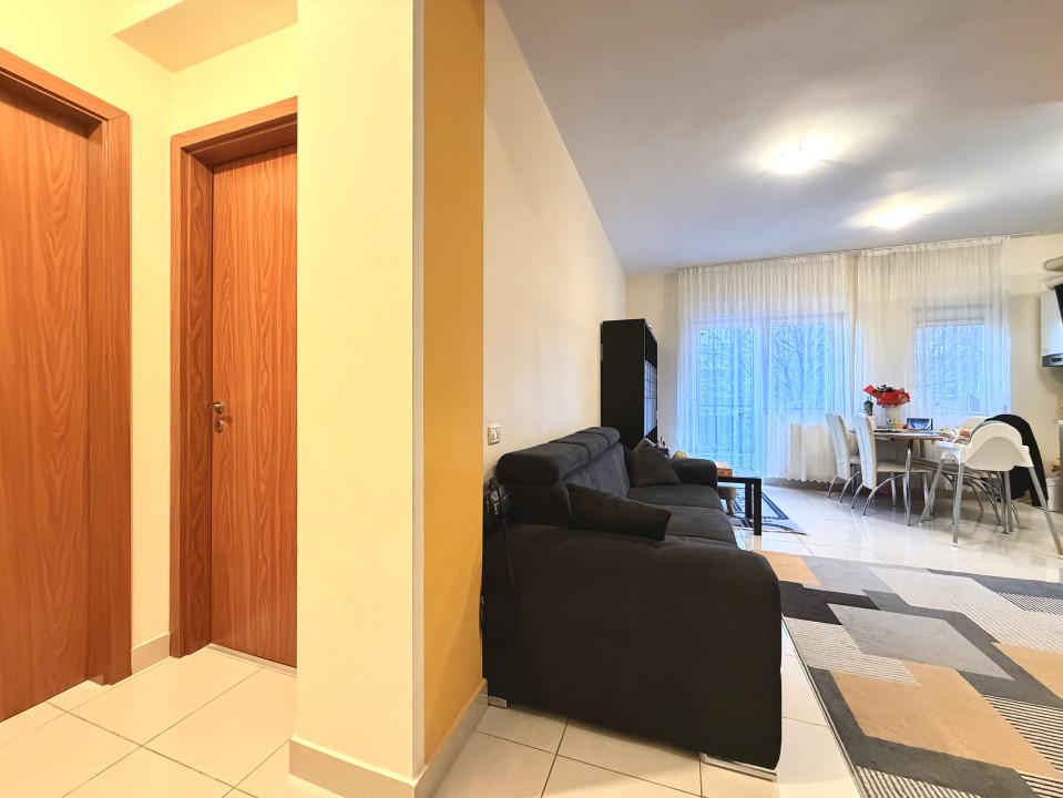 Apartament 2 camere, 50 mp utili, etajul 1, zona Torontalului