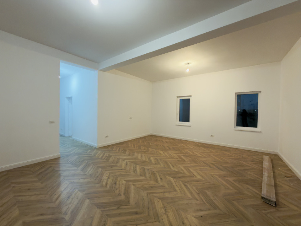 Duplex 4 camere, despartit prin dressing, 93mp, 360 teren in Urseni