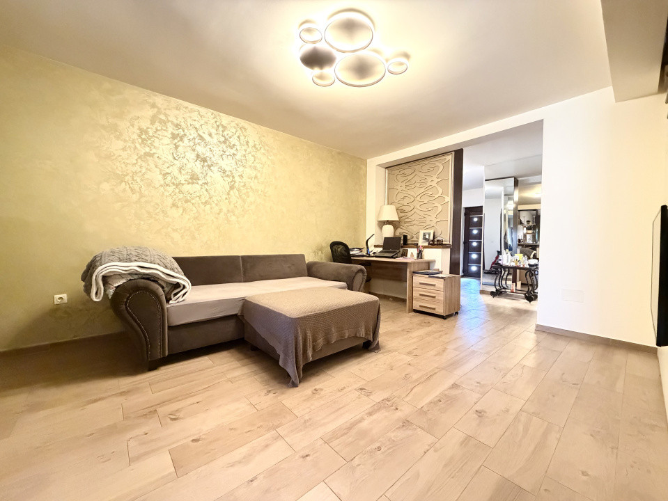 Casa insiruita, 4 camere, 100 mp utili - Dumbravita