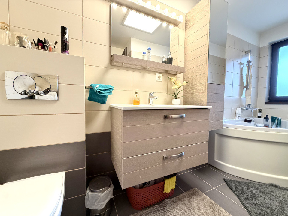 Casa insiruita, 4 camere, 100 mp utili - Dumbravita