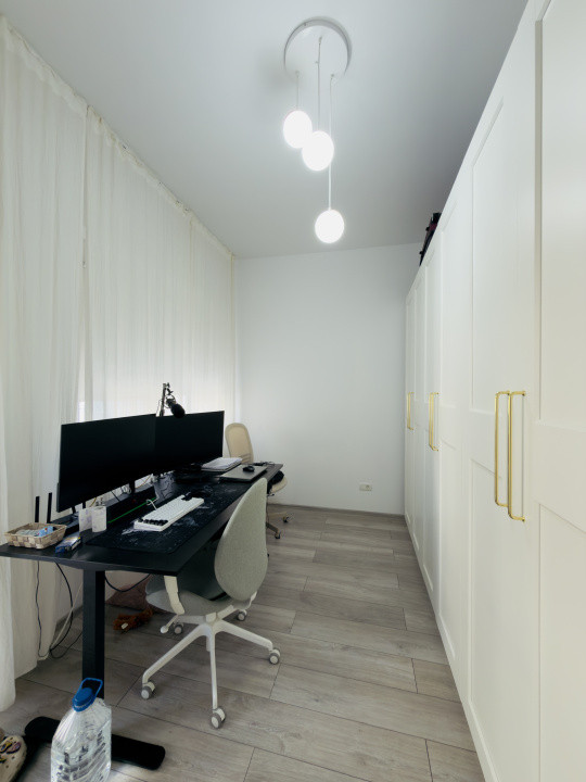 Apartament 3 camere, decomandat, etajul 1, 2 locuri de parcare in Giroc