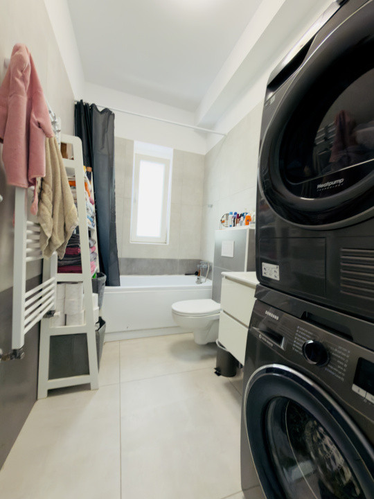 Apartament 3 camere, decomandat, etajul 1, 2 locuri de parcare in Giroc