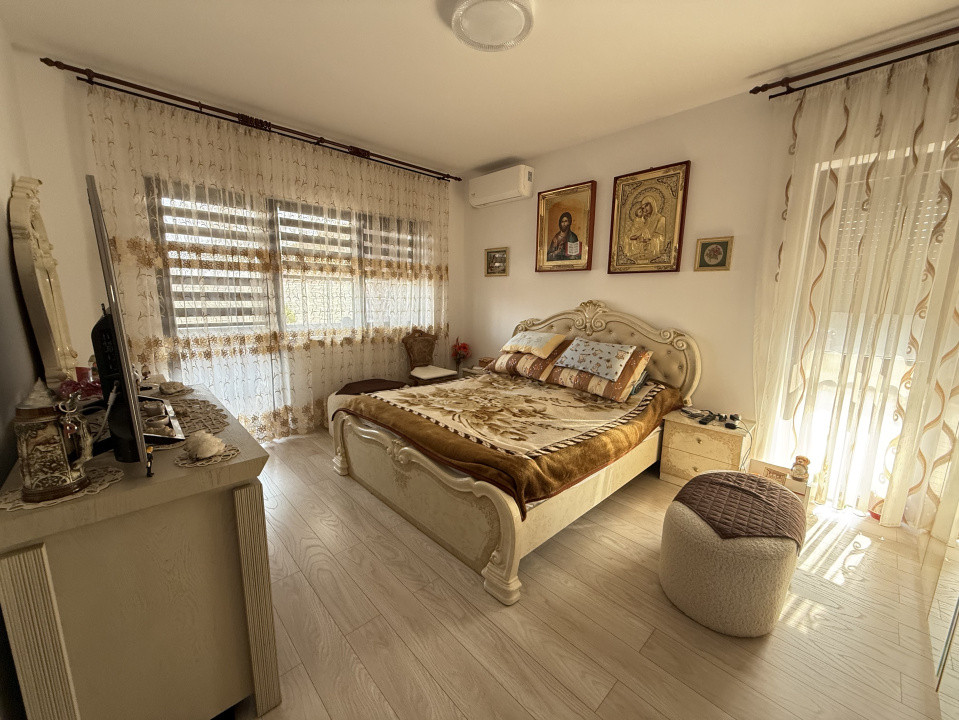 Apartament spatios, decomandat, 51 mp, parter - Chisoda