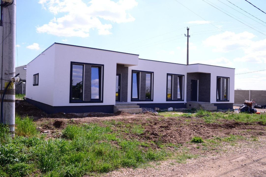 Duplex modern, perete dublu, 4 camere, 84 mp utili, proiect inedit - Sanandrei