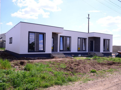 Duplex modern, perete dublu, 4 camere, 84 mp utili, proiect inedit - Sanandrei