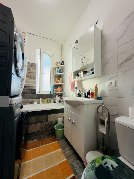 Apartament 3 camere, open space, etaj 2, mobilat utilat in Giroc 