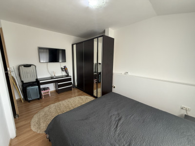 Apartament spatios, 2 camere, decomandat, 54 mp utili - Sagului
