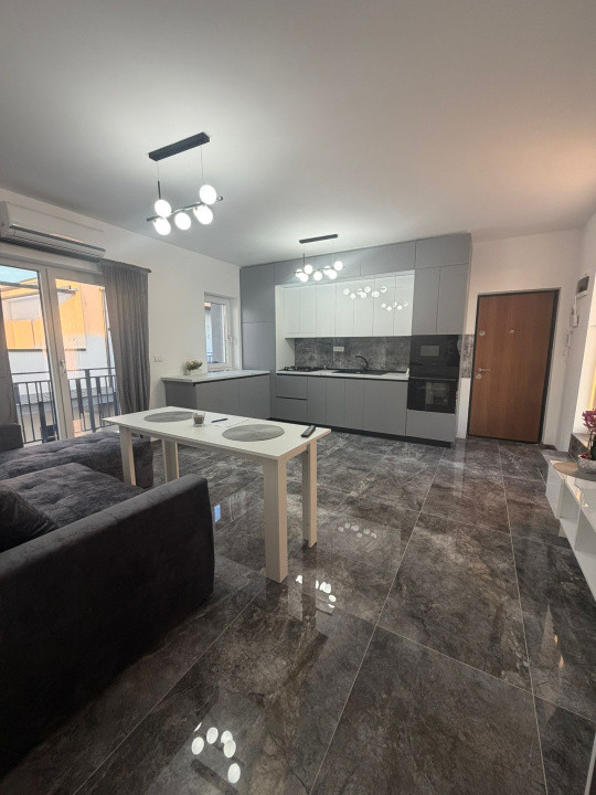 Penthouse 2 camere, 55 mp + terasa 45 mp - Giroc