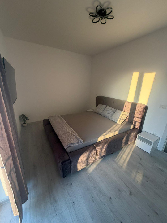 Penthouse 2 camere, 55 mp + terasa 45 mp - Giroc