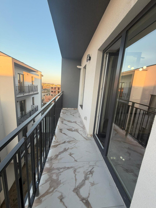 Penthouse 2 camere, 55 mp + terasa 45 mp - Giroc