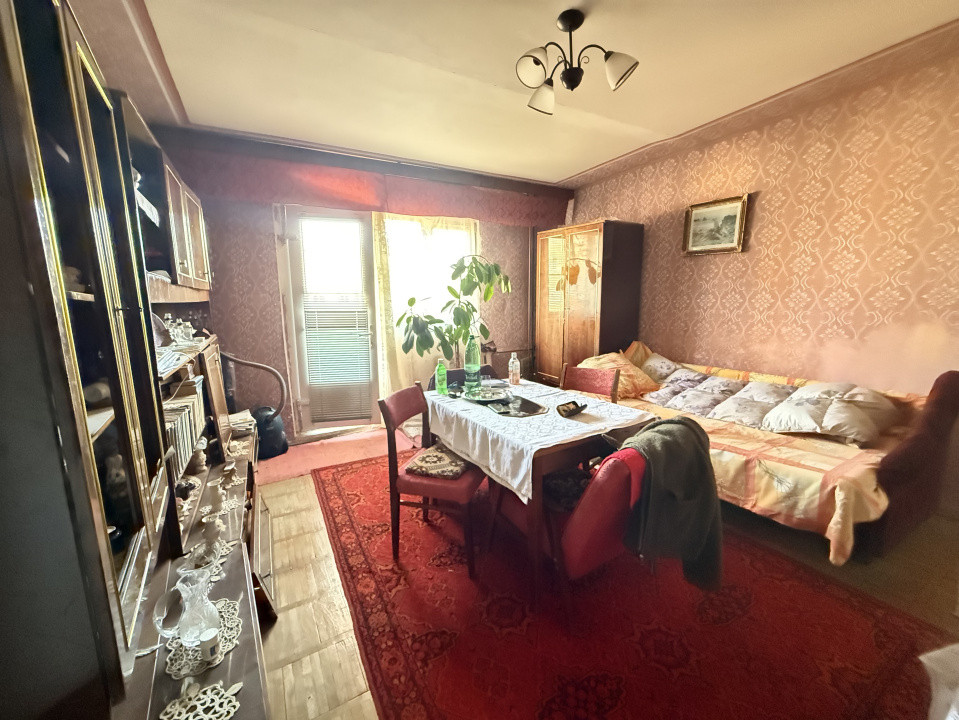 Apartament 2 camere, 50 mp utili, etaj 3 - Calea Sagului