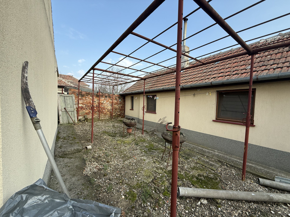 Casa individuala, 885 mp teren, pozitie excelenta - Ciarda Rosie