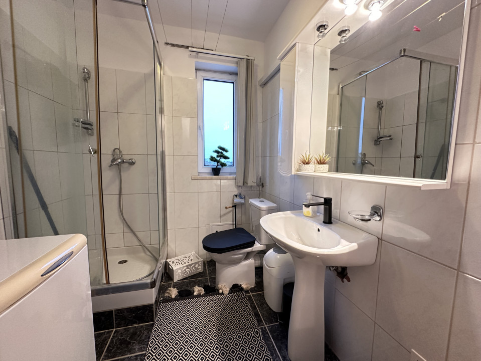 Apartament 3 camere, etaj + mansarda - British International School