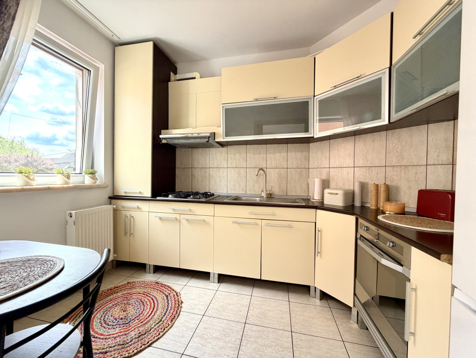 Apartament 3 camere, scara interioara, renovat- British International School