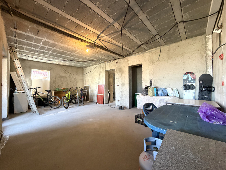 Duplex 5 camere, 3 bai, 120mp utili, 290mp teren - Ghiroda