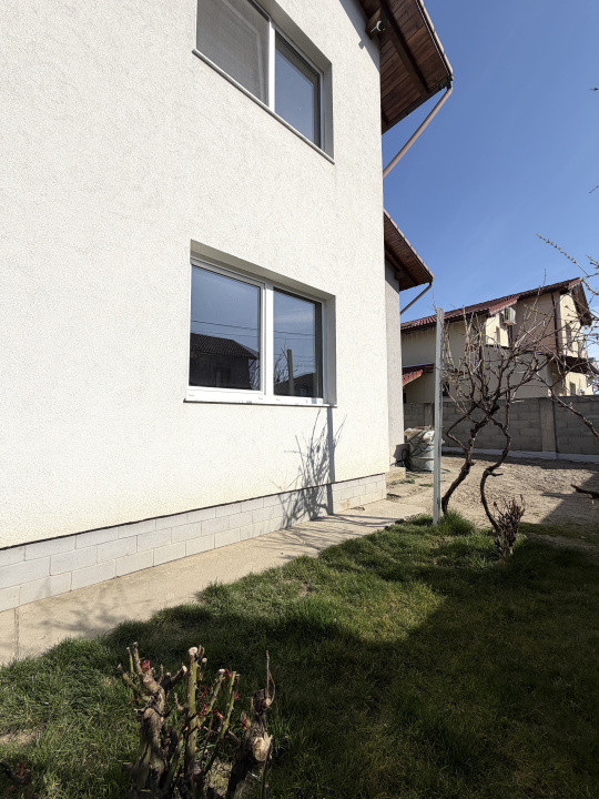 Duplex 5 camere, 3 bai, 120mp utili, 290mp teren - Ghiroda