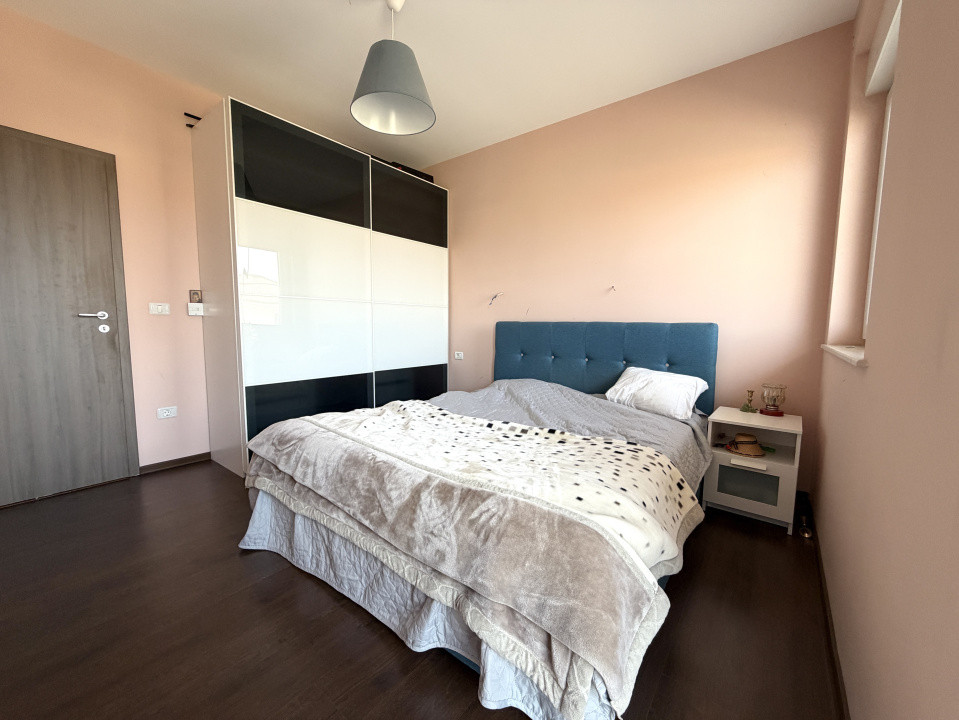 Apartament 3 camere , 58 mp utili , etaj 1/2 - Zona Bucovina