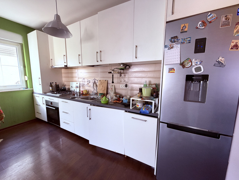 Apartament 3 camere , 58 mp utili , etaj 1/2 - Zona Bucovina