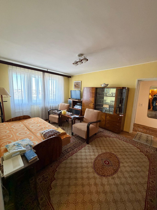 Apartament 3 amere, 70 mp utili, Ultra Central Aradului