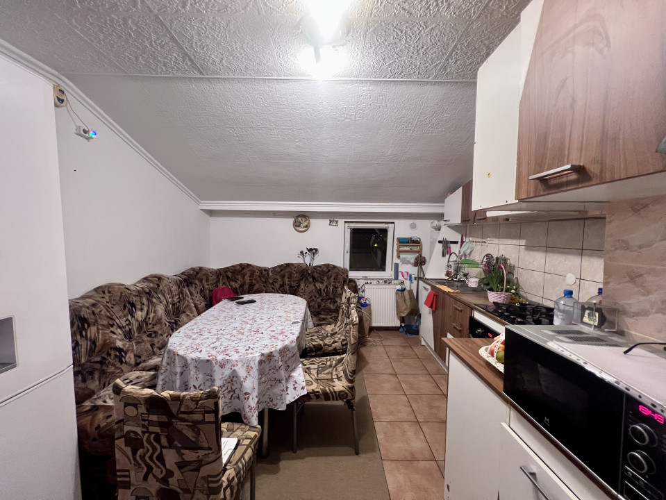  Apartament 3 camere, decomandat, 68 mp utili - Zona Dambovita COMISION 0%